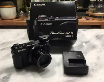 Canon PowerShot G7 X Mark II 20.1 MP Compact Digital Camera - Black