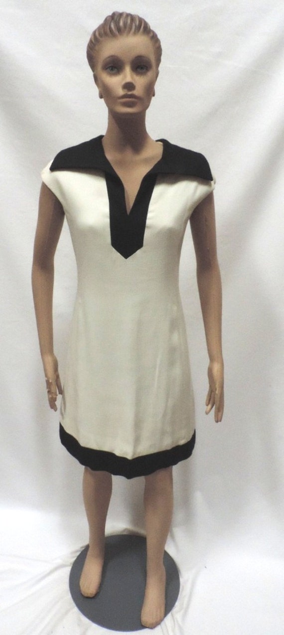 Adele Simpson Mod GoGo Dress Black White Shift 196