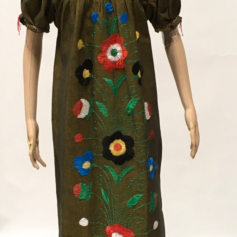Vintage Embroidered Flower Knitted Dress