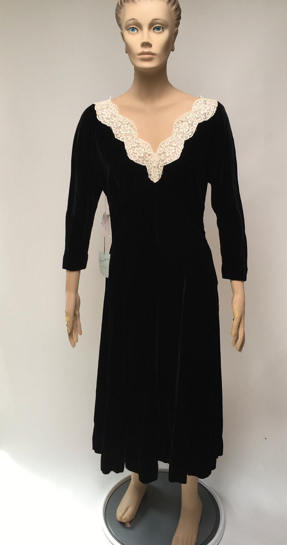 40s Eisenberg Originals Dress Black Velvet - image 5