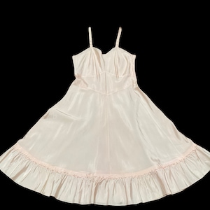 Val Mode Full Slip Dress Size 40 Pink 1940 Lingerie