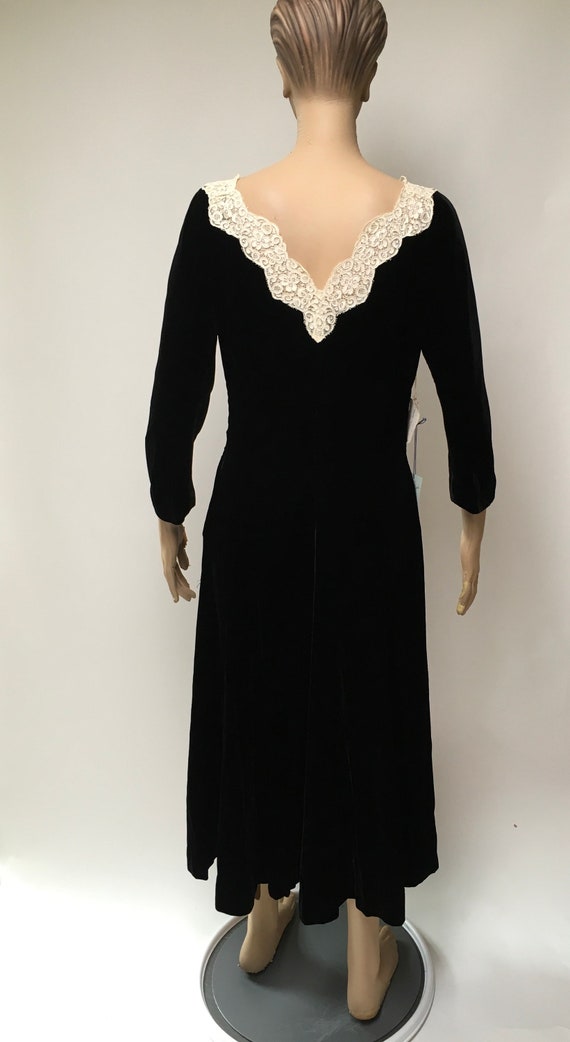 40s Eisenberg Originals Dress Black Velvet - image 6