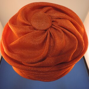 Vintage Hat Sandy Braeburn Orange Fabric Veiled Formal Turban Cap Wedding Prom Church Special Occasion Pillbox zdjęcie 4