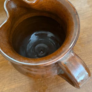 Vintage 1980’s Williamsburg, Virginia 7” Pottery Pitcher.