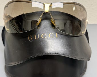 Vintage GUCCI GG1545/S Classic Black Wrap Sunglasses Small Logo