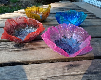 Handmade Resin Yarn Bowl  Flower resin yarn bowl, resin flower, flower bowl, handmade yarn holder, bowl for knitting crochet Resin Yarn Bowl