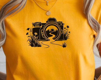 Camera Wilderness Nature Photography T-shirt, Nature Lover Graphic Tee, Adventure Photographer Shirt, Outdoor Unisex Cotton Tee