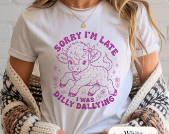 Perdón por llegar tarde, estaba perdiendo el tiempo. Camiseta divertida de vaca de las tierras altas, camiseta divertida de animales de granja, lindo regalo para procrastinadores, para chicas acogedoras, día tranquilo.