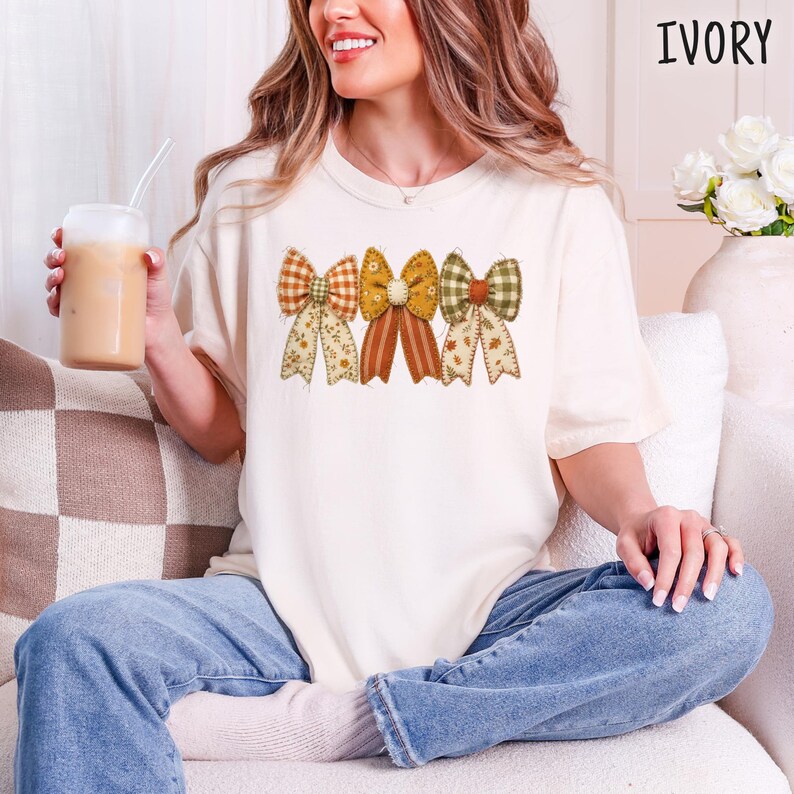 Camisa con lazo de patchwork, camiseta acolchada floral, estilo cottagecore otoñal, estilo de cinta vintage. imagen 7
