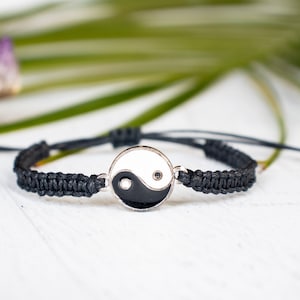 Yin Yang Bracelet, Yin Yang Jewelry, Ying Yang Bracelet,Yoga Bracelet, Zen Bracelet, Peace Bracelet, Unisex Bracelet, Macrame Bracelet