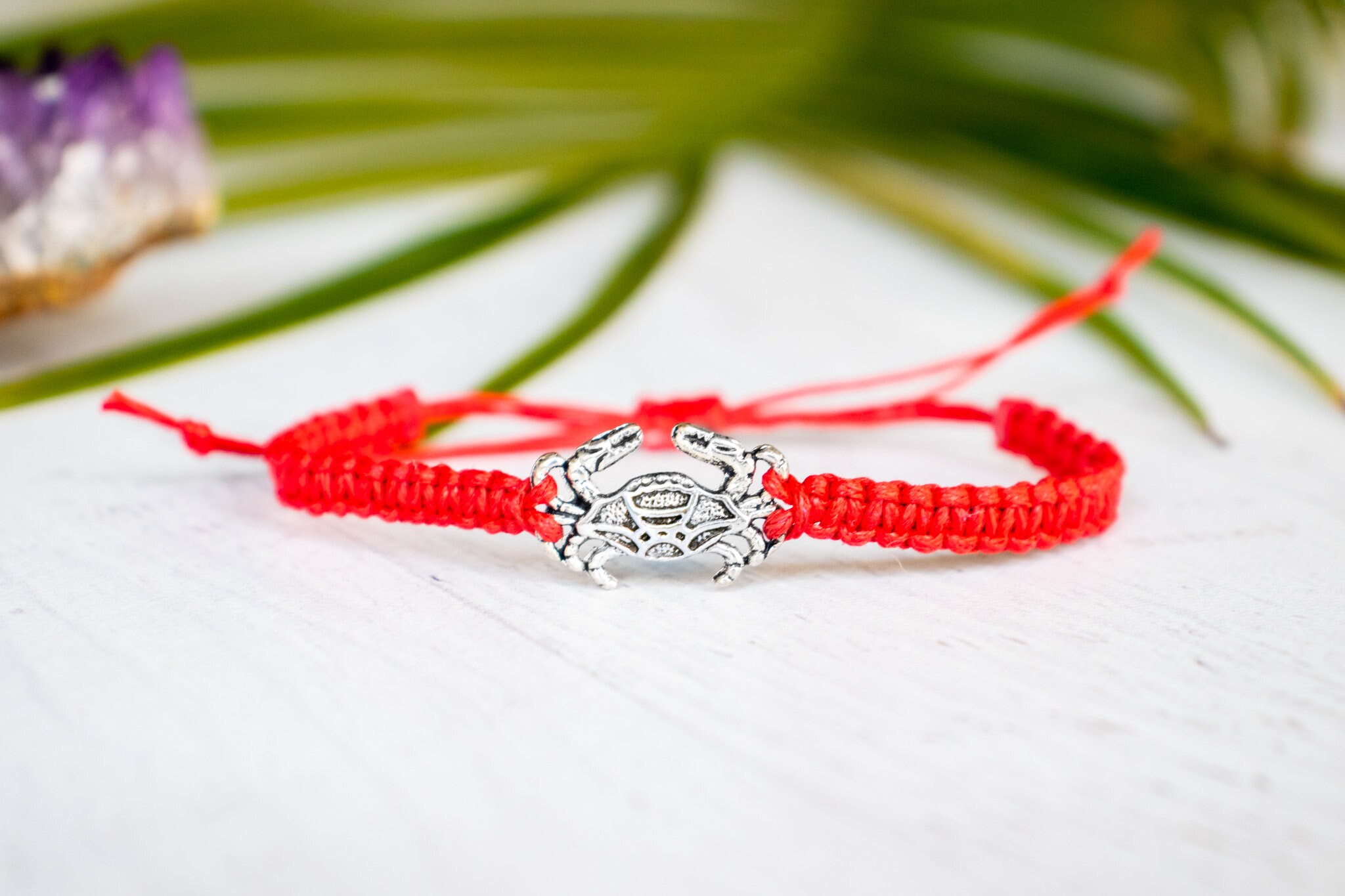 Waikiki Crab Beaded Wristlet