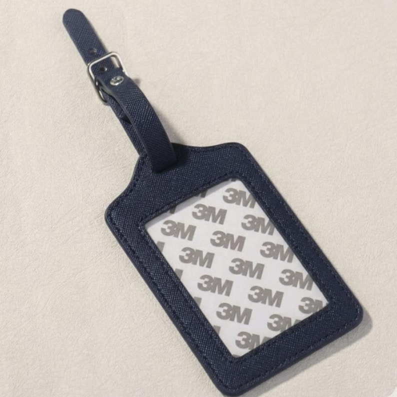 Individueller Taschenanhänger (5 x 7 cm) fertig bestickt. Royal Blue
