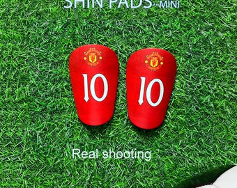 Custom Manchester United FC Soccer Shin Guards, Personalized Football Protection