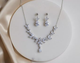 Dainty Crystal Bridal Necklace Earring Set, Silver Cubic Zirconia Wedding Jewelry