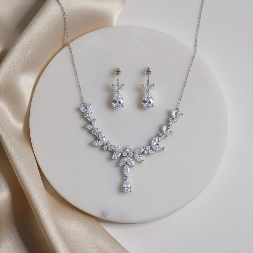 Necklace Earring Set - Etsy UK