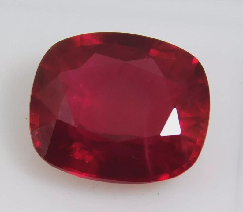 Blood Red Ruby Cushion Cut Natural Gemstone 10.8 Ct Faceted Certified ...