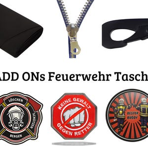 Könnte beinhalten: Eine Sammlung von Aufnähern und Hardware-Komponenten. Enthält einen schwarzen Stoff, einen silbernen Reißverschluss mit blauen Zähnen und einen schwarzen Metallclip. Die Aufnäher zeigen Feuerwehr-Motive mit deutschem Text.