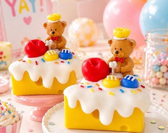Vela de pastel con forma de osito adorable hecha a mano, pegatina personalizada para la mecha, vela colorida con forma de caramelo de chocolate, vela con forma de comida falsa, vela de postre kawaii.