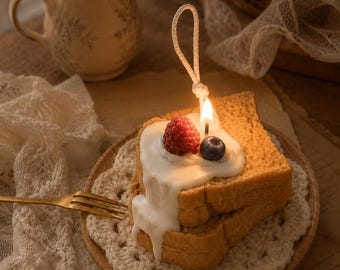 Vela tostada realista hecha a mano, pegatina personalizada para la mecha, vela tostada con crema de frutos rojos, decoración de comida falsa, linda vela de desayuno, regalo para amantes de la comida