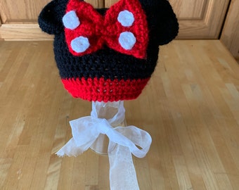 Minnie Mouse Hat Crocheted and Ready to Ship ~ Photo Shoot Size 0-3 mo Disney Fan Photo Prop  Halloween Costume dcoycrochetsforyou