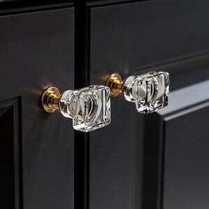 Pomello per mobile in cristallo / Maniglia per cassetto con base in ottone / Accessorio di lusso singolo per cucina e bagno