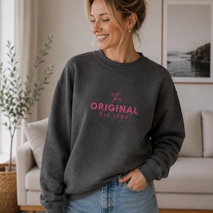 Family Sweatshirt The Original The Remix | Bestickter Partner / Mama Papa Kind Pullover | Matching Family Outfit | Personalisiert Jahr