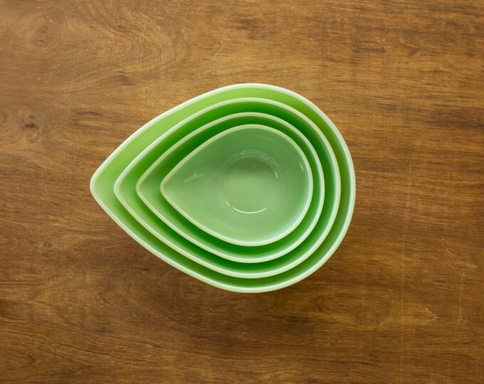 Jadeite Swedish Modern Bowl Set Jadite Fire King Mixing Bowl Set Teardrop Bowl Set of 4 Etsy