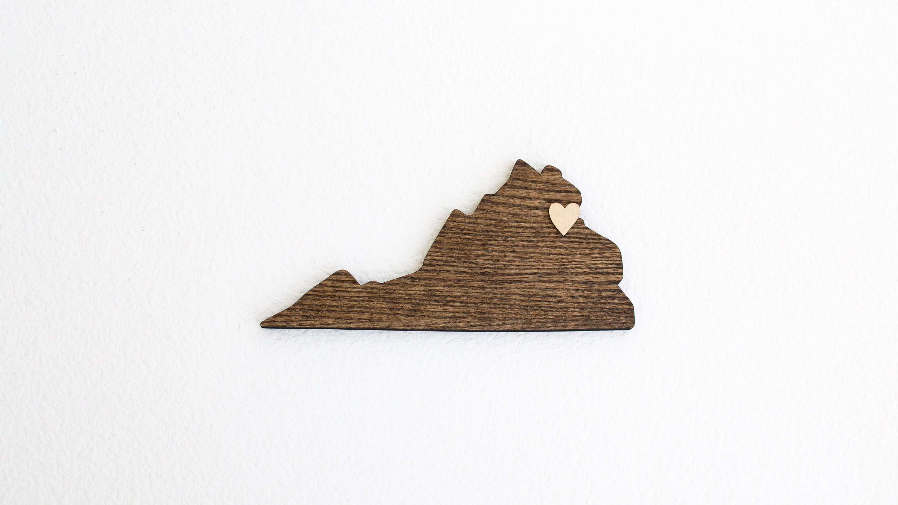 Wooden Virginia State Plaque Sign - Home State Wall Decor - State of Virginia Cutout Wall Art - Virginia Beach, Norfolk, Chesapeake, VA