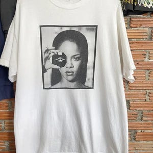 Chanel t shirt - Etsy 日本