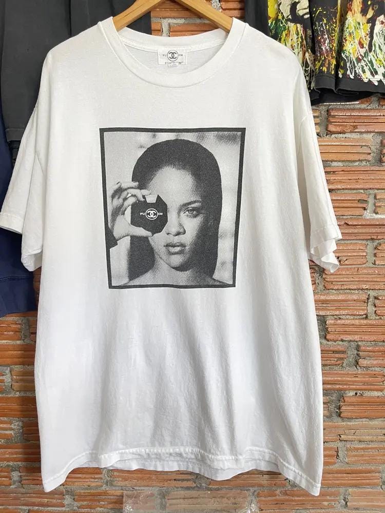 Chanel t shirt - Etsy 日本