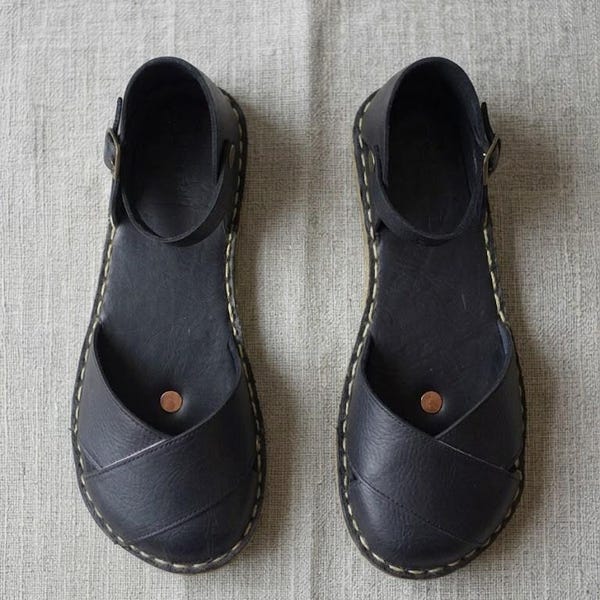 Women's Leather Barefoot Sandals: Wide Toe Box Grounding Earthing Shoes - Black