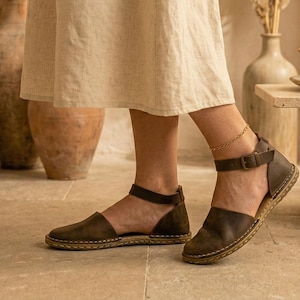 Handmade Leather Barefoot Sandals : Minimalist Copper Rivet Shoes - Dark Brown