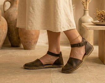 Handmade Leather Barefoot Sandals : Minimalist Copper Rivet Shoes - Dark Brown