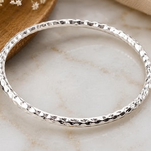 925 Sterling Silver Hammered Bangle Bracelet, Handmade Textured Silver Bangle, Minimalist Stackable Bracelet, Boho Jewelry Gift for Her