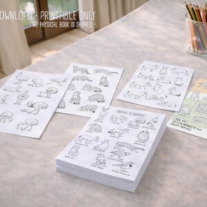 Puede incluir: Una pila de hojas de papel blanco con dibujos lineales negros de animales, incluyendo avestruces, gatos y p&aacute;jaros. El texto "DIGITAL DOWNLOAD - PRINTABLE ONLY" est&aacute; en la parte superior. Un tarro de cristal con l&aacute;pices de colores est&aacute; cerca.