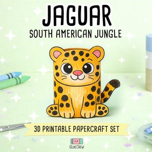 Puede incluir: Una figura de jaguar de papel en 3D con pelaje amarillo y manchas negras, ojos grandes y nariz rosa. El texto dice JAGUAR SOUTH AMERICAN JUNGLE y 3D PRINTABLE PAPERCRAFT SET. La figura est&aacute; rodeada de crayones, tijeras y una barra de pegamento.