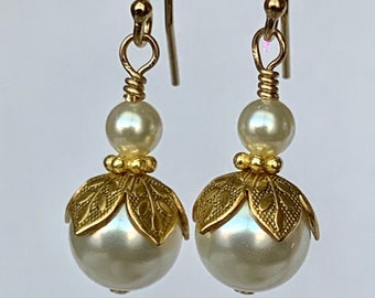 Gold PRESTIGE Crystal Pearl Leaves Earrings, Pearl Bridesmaid Earrings,  Gold Leaf Pearl Earrings, White Cream Ivory Pearl Earrings