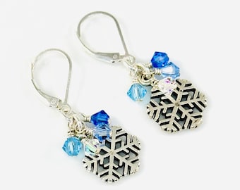 Boucles d'oreilles flocon de neige en argent sterling, boucles d'oreilles bleu hiver, boucles d'oreilles de vacances, boucles d'oreilles flocon de neige en argent, bijoux de vacances, boucles d'oreilles de mariage d'hiver