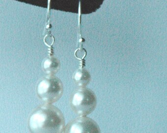 Pearl Earrings-Bride Pearl Earrings,White Pearl Earrings,Bridesmaids Gift  Earrings,Wedding Earrings,Sterling Silver Pearl Dangle Earrings