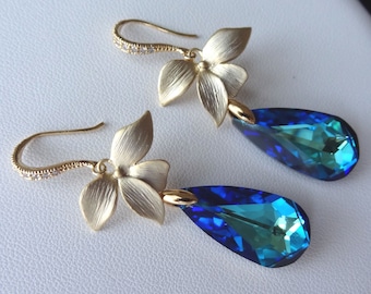 Gold Wild Orchid Bermuda Blue Cubic Zirconia Peacock Boucles d’oreilles, Bridesmaids Gift Earrings, Blue Wedding Theme, Bridal Earrings, Bride Earrings