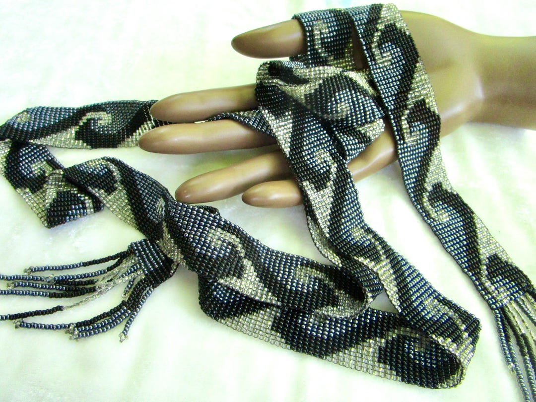 Vintage 56-inch Necklace or Belt, Beaded in Blue, White  display picture 1