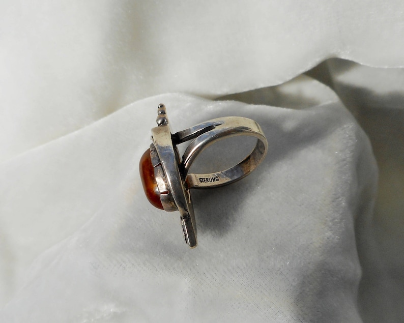 OOAK avant-garde boho western amber ring in modernist silver setting .. a marvel of engineering at size 6 vintage artisanal ..