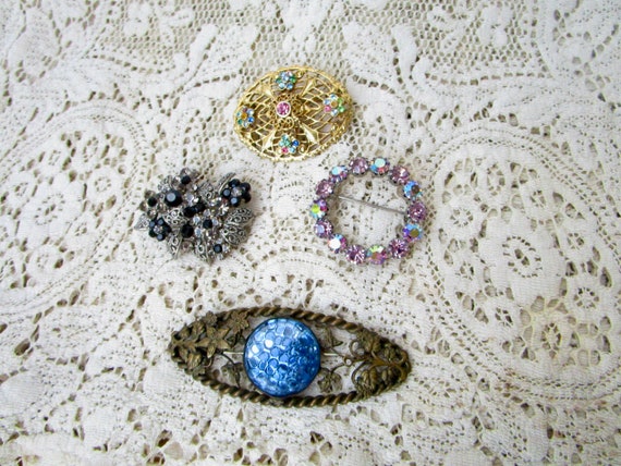 brooch wardrobe: 4 colorful, sparkly rhinestone v… - image 2