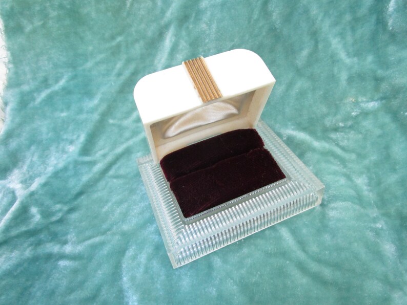 yowza .. clear Lucite gold black velvet .. by Zales madcap midcentury Hollywood Regency deco ring box in ivory
