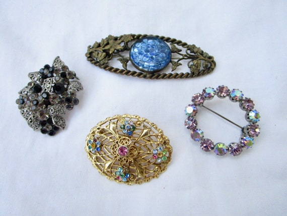 brooch wardrobe: 4 colorful, sparkly rhinestone v… - image 3