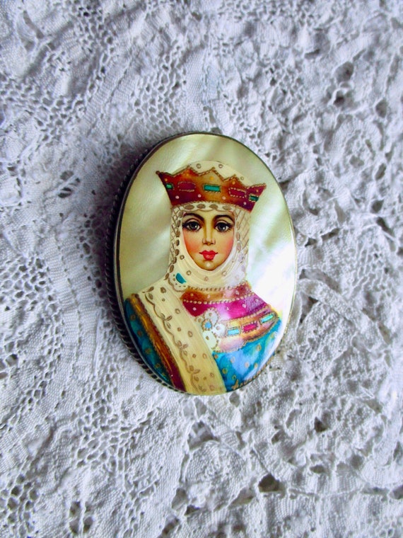 shimmering vintage Russian medieval queen brooch, 