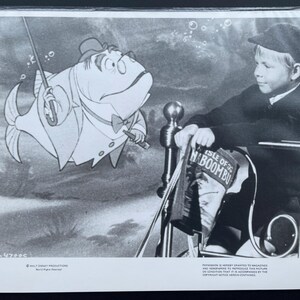 BEDKNOBS & BROOMSTICKS (1971) Original B and W Still + Free Shipping UK