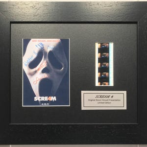 Scream 4 signed repro + original 35mm film cells set in quality wood frame + coa