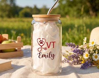 Personalized Doctor Glass Cup, Custom Vet Name Tumbler with Initial Design, Veterinary Doctor Gift, Animal Lover Appreciation Gift