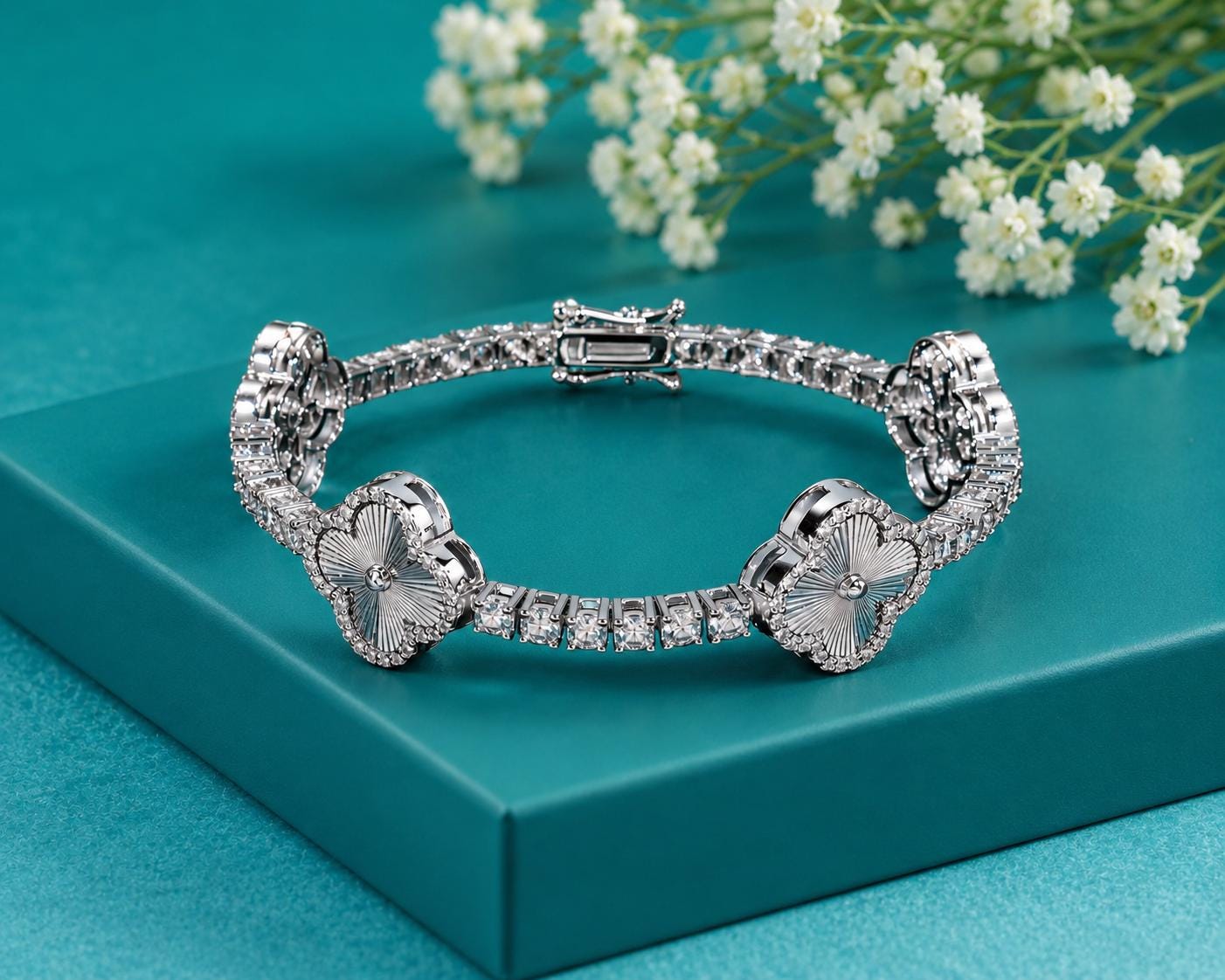 Van cleef bracelet box - Etsy 日本